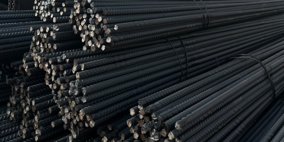 Bundles of deformed reinforcing bars